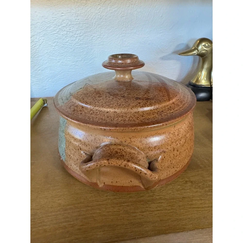 Vintage Handmade Studio Pottery Casserole Dish with Lid‎ Bamboo Leaf SIGNED